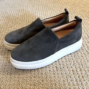 J Slides NYC Grey Sneakers Size 7